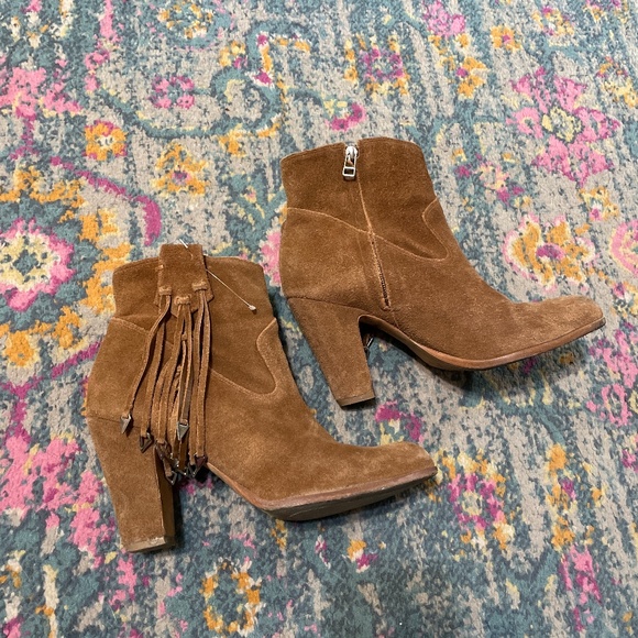 Brown suede fringe western bootie - Picture 2 of 10
